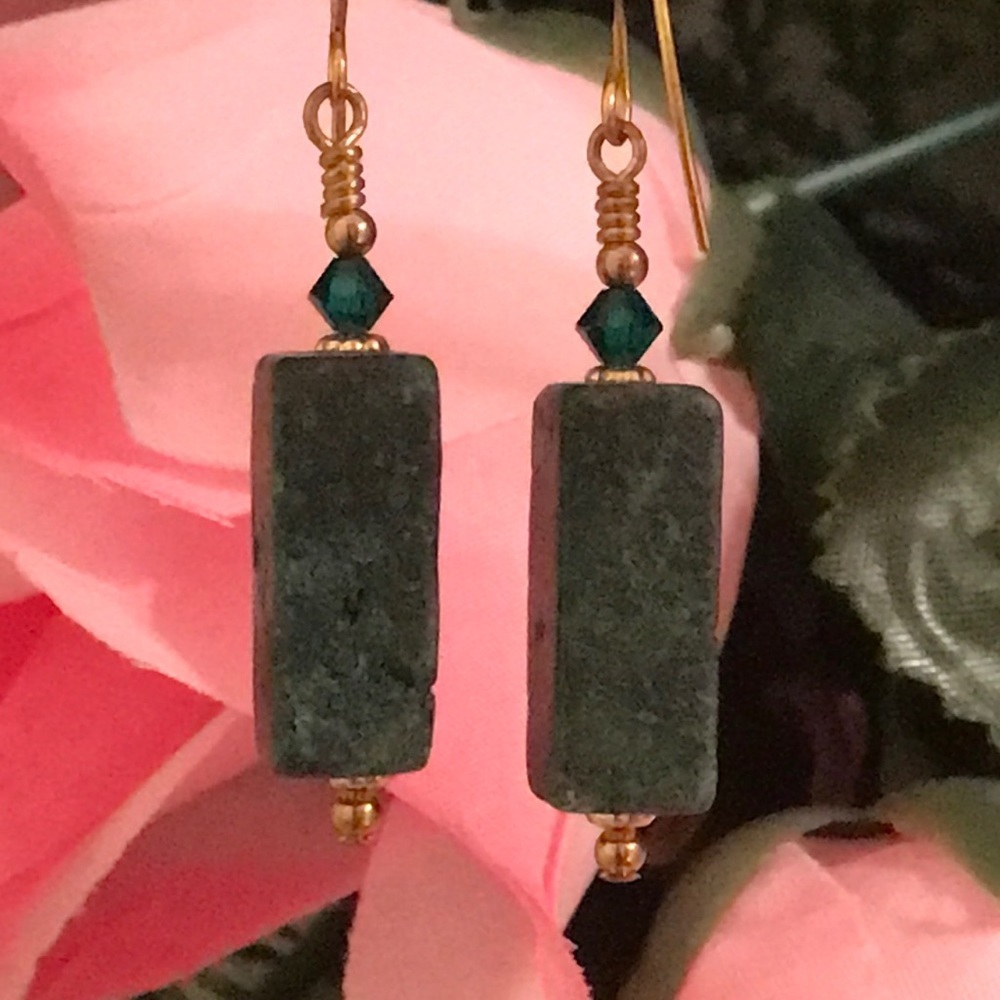 🔥ON SALE🔥3/$25🔥 💖 LA Design💖Handmade Earrings